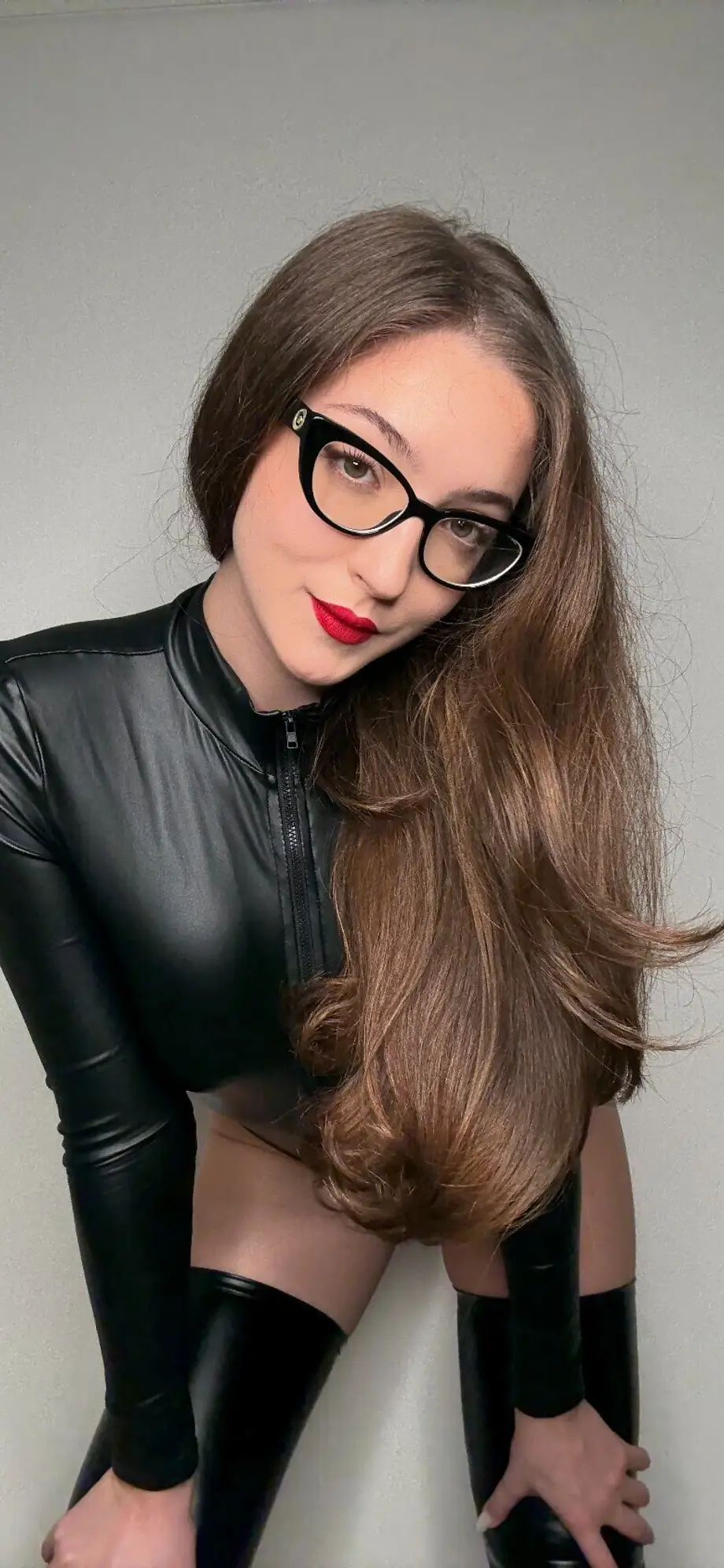 ✅ EMILYA QUEEN ✅ FEMDOM ✅ SPH ✅ STRAPON/PEGGING